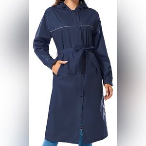 NWT Axesquin long women’s XS waterproof rain coat NAVY